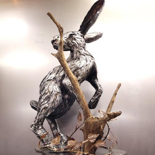 Rich-Baker-Hare-Metal-sculpture